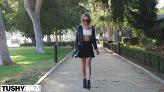 Tushy - Chloe Temple segglyuka megkefélve