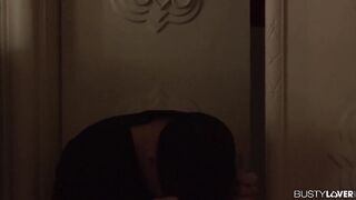 Kyra Hot a magyar pornófilmes megrakva