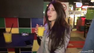Ayda Swinger a hatalmas kannás tini kurva