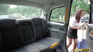Fake Taxi  - Hatalmas keblű fiatal csajszi megkúrelva