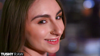 TUHSYRAW - Szexy tini nőci popsiba tolva