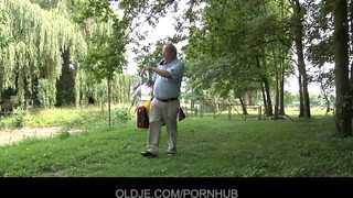 Oldje - Öreg hapsi bassza a tini muffot