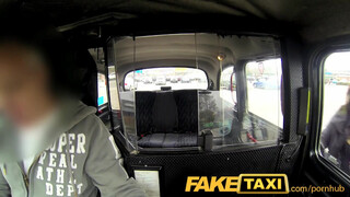 FakeTaxi - cuki picsa méretes seggel megfizet