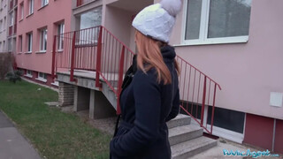 Jenny Manson a bombázó orosz nőci - Public Agent