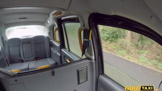 Fake Taxi - Ava Austen a hatalmas seggű tetovált bige