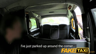 FakeTaxi - Skyler Mckay a taxissal kefél