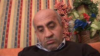 Idős srác faszára rácuppan a tini spiné