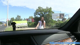 PublicAgent - Vanessa a szexy stoppos spiné