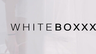 WhiteBoxxx - hatalmas picsájú kisasszony reggel is akar kefélni