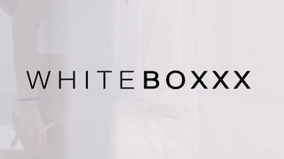 WhiteBoxxx - gyönyörű világos szőke kisasszony reggel akar kefélni