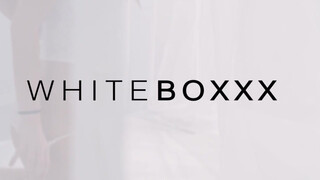 WHITEBOXXX - egyszerűen rám mászott ez a bomba hölgyemény