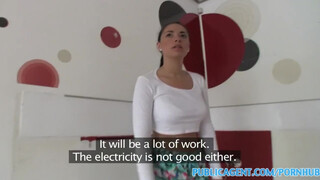 PublicAgent - angol picsa is belemegy a pénzért baszásba