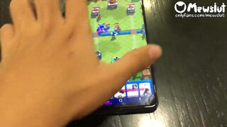 MewSlut a szexy brazil diáklány