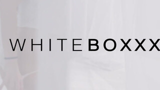 WhiteBoxxx - Vinna Reed a izgató cseh kisasszony